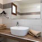 וילה Casa Kalandra *