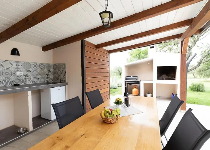 빌라 Casa Kalandra 로비니